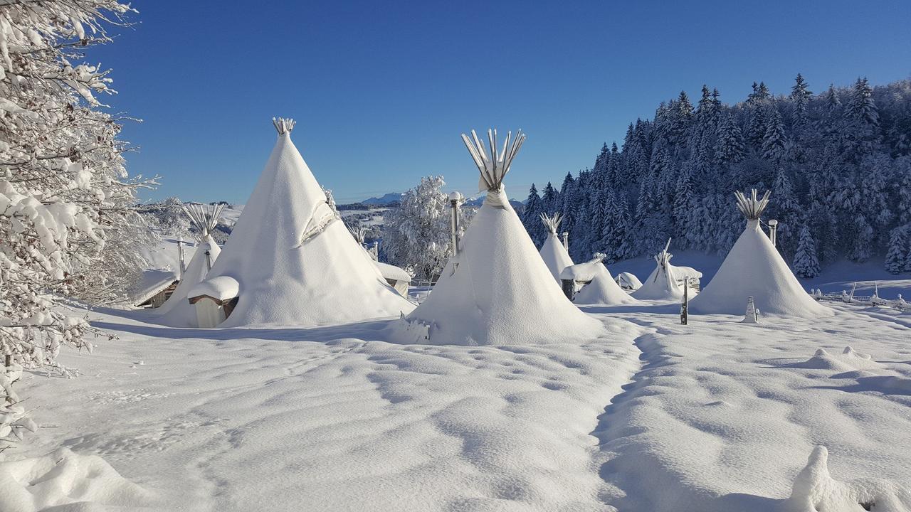Village Tipi La Féclaz Exteriör bild