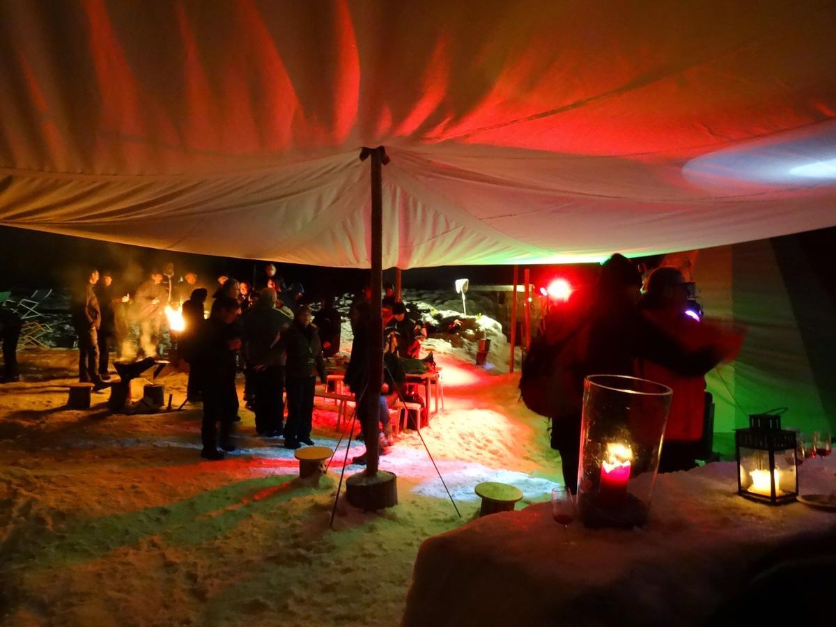 Village Tipi La Féclaz Exteriör bild