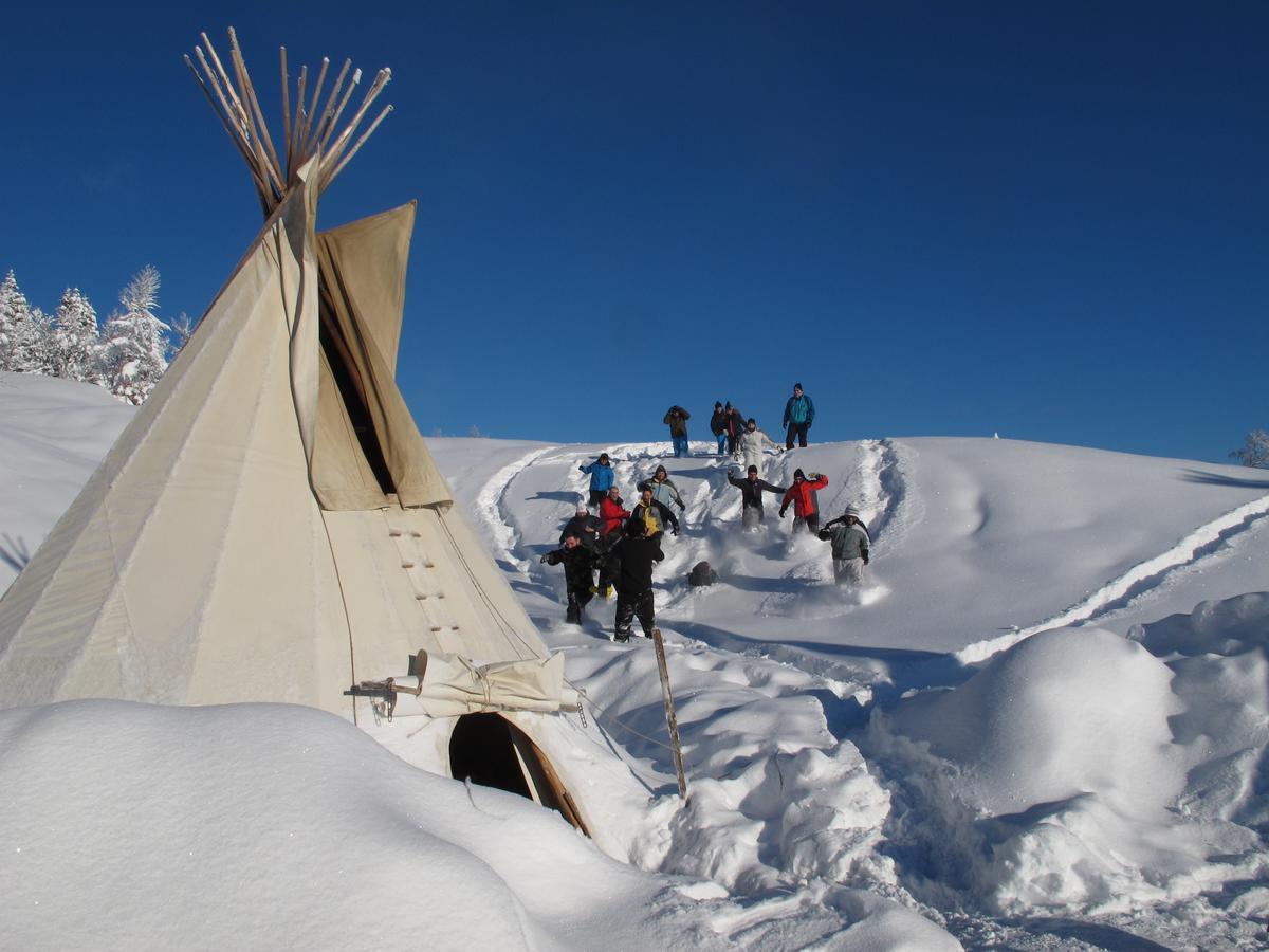 Village Tipi La Féclaz Exteriör bild