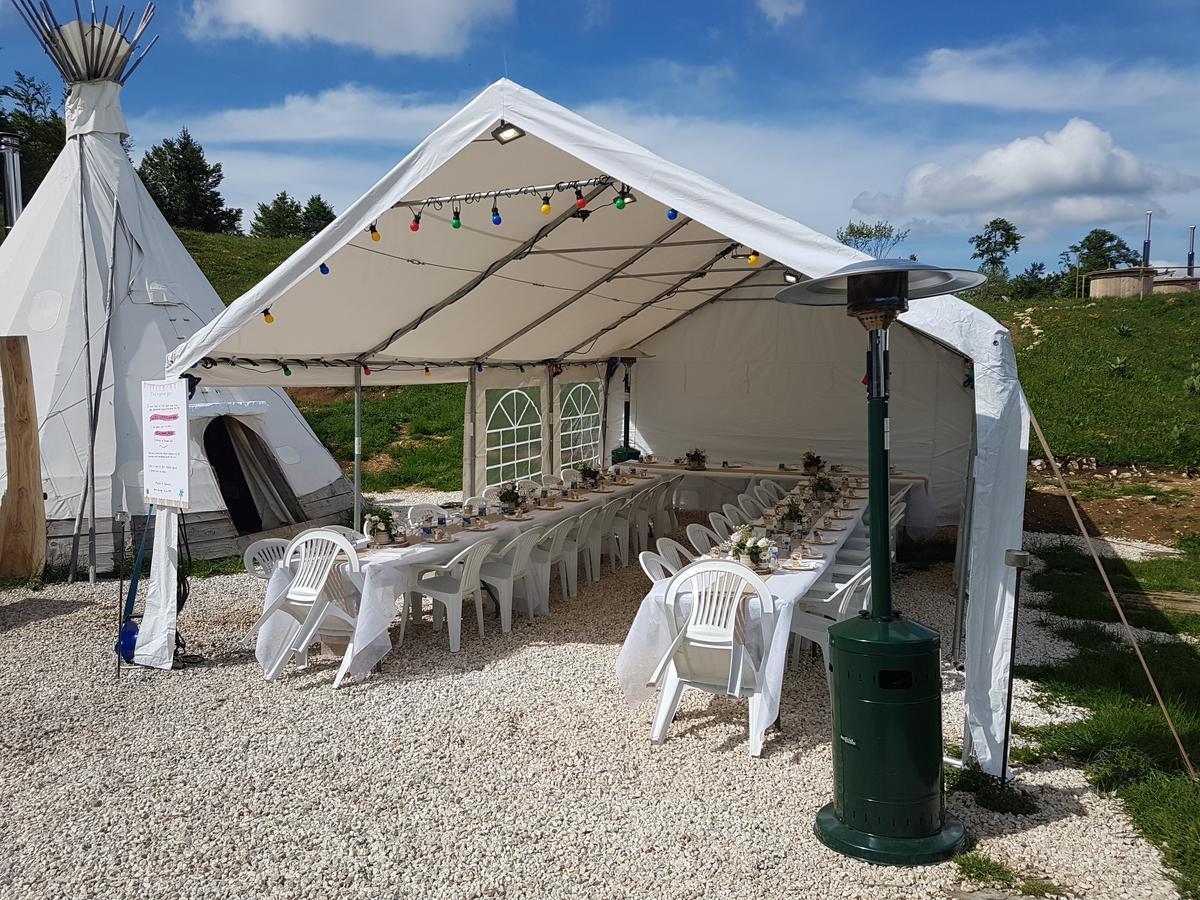 Village Tipi La Féclaz Exteriör bild